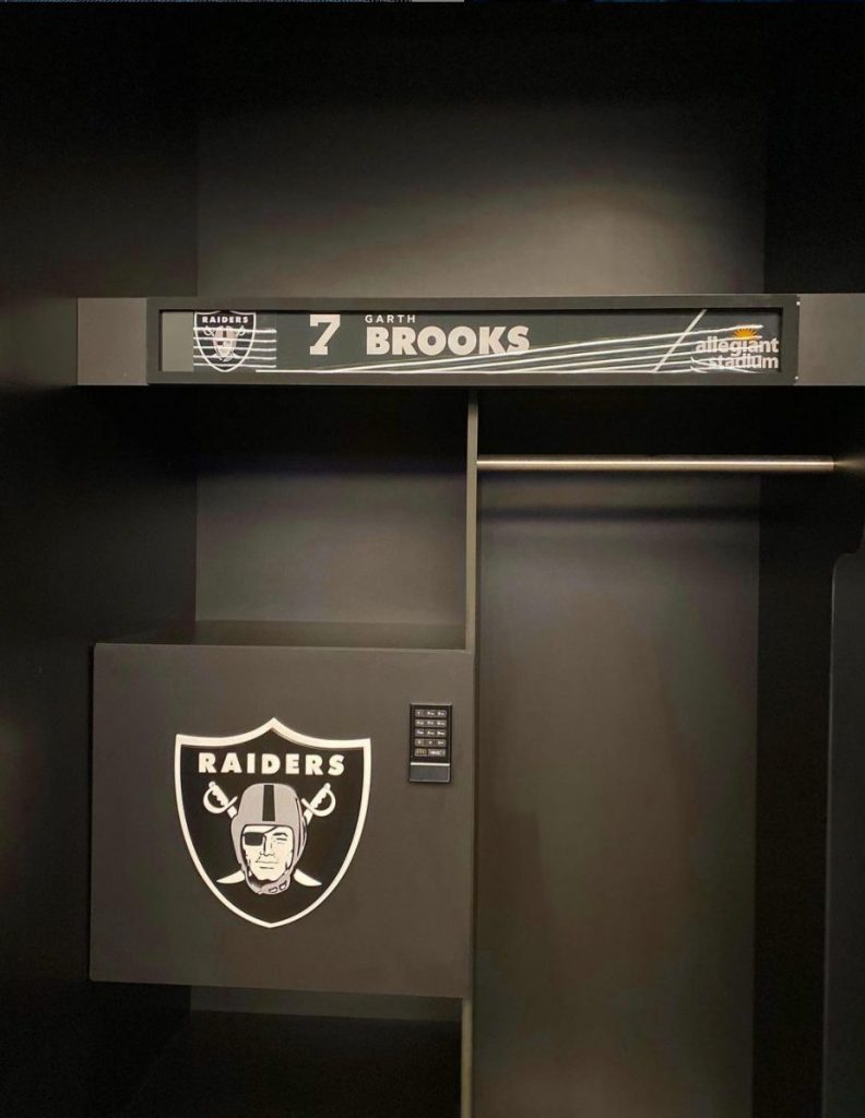 Garth Brooks Las Vegas Raiders locker