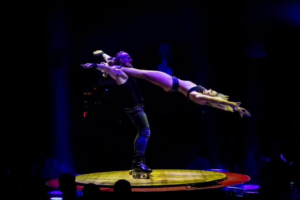 Behind the Scenes, Absinthe roller skating duo, Matt Edmonds and Valentina Bor, in Las Vegas