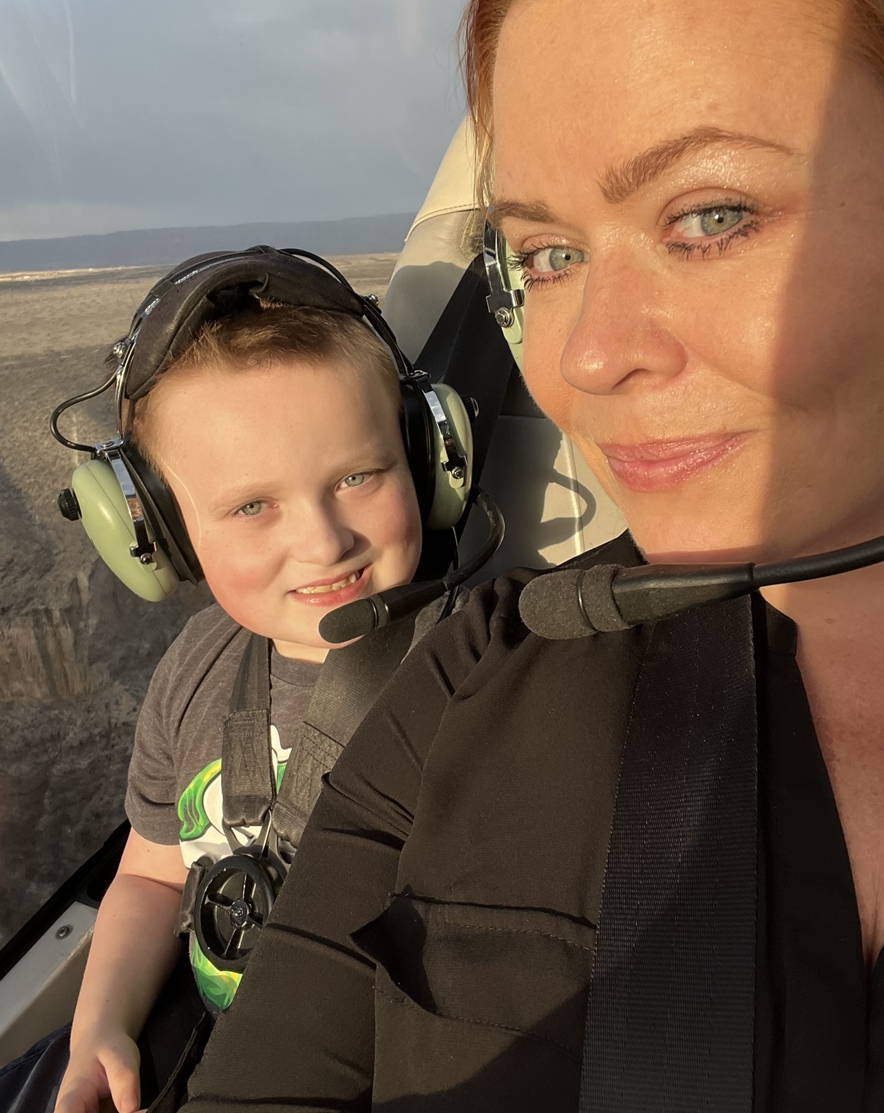 vegas starfish with her son on helicopter ride in vegas