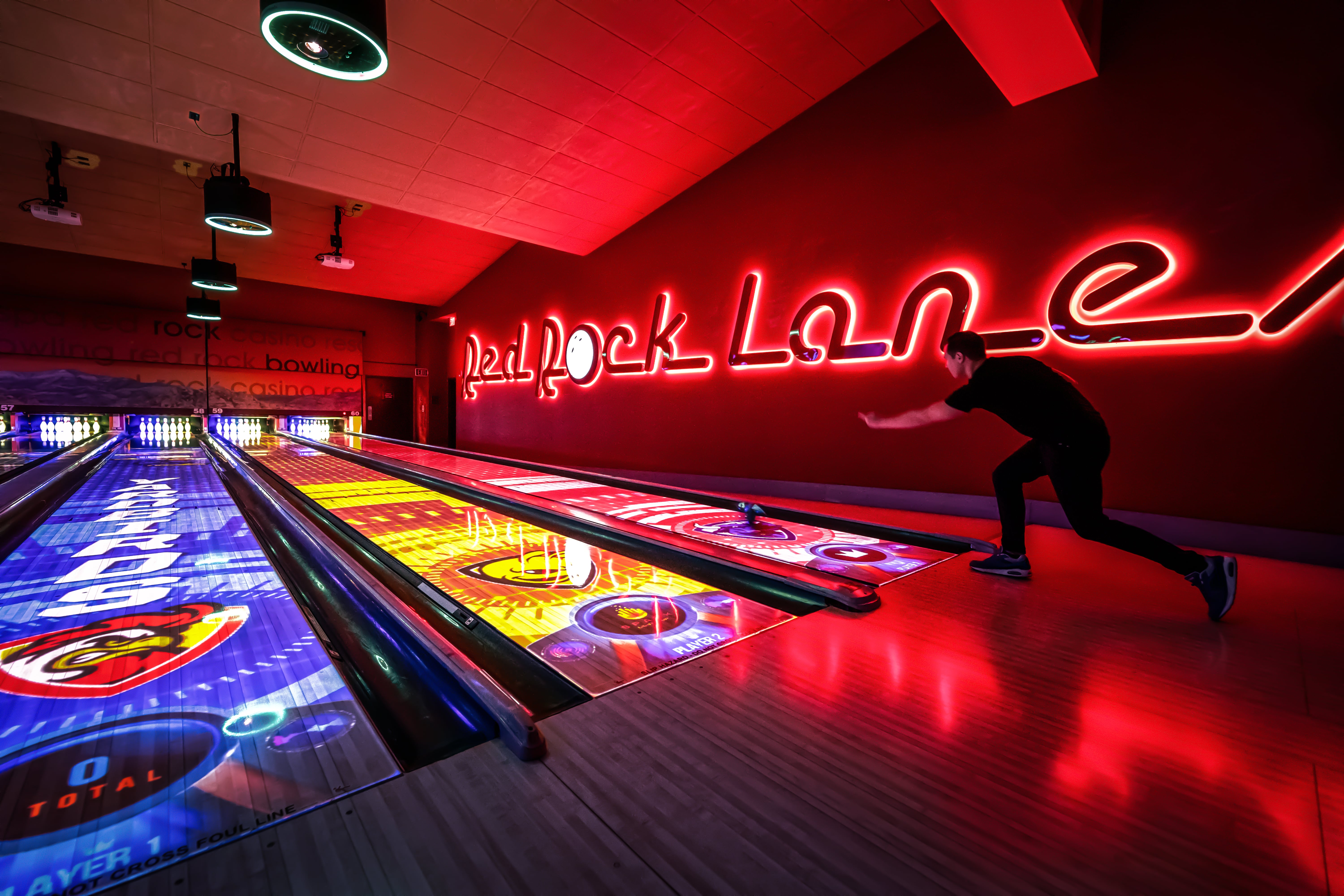 Red-Rock-Spark-Bowling-experience-augmented-reality