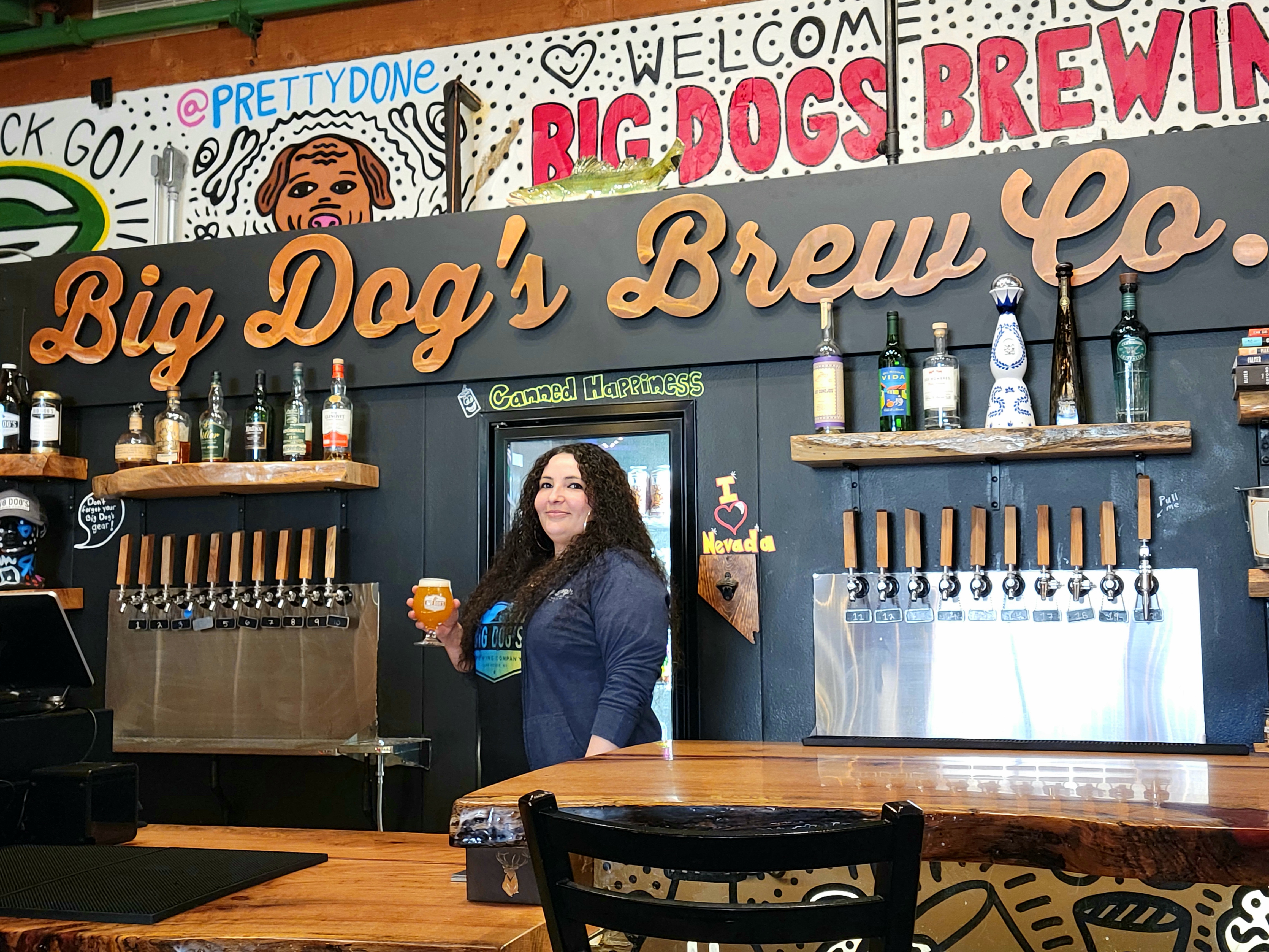 The bar and taps at Big Dog's